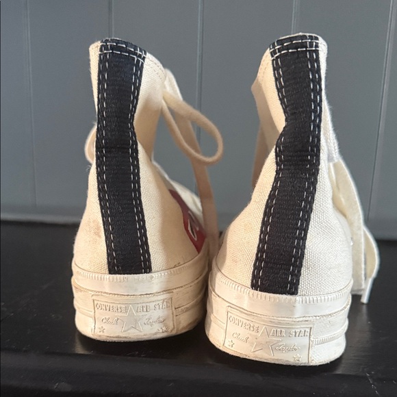 Comme des Garcons Converse High-Tops with Black Stripes red heart - Picture 1 of 6